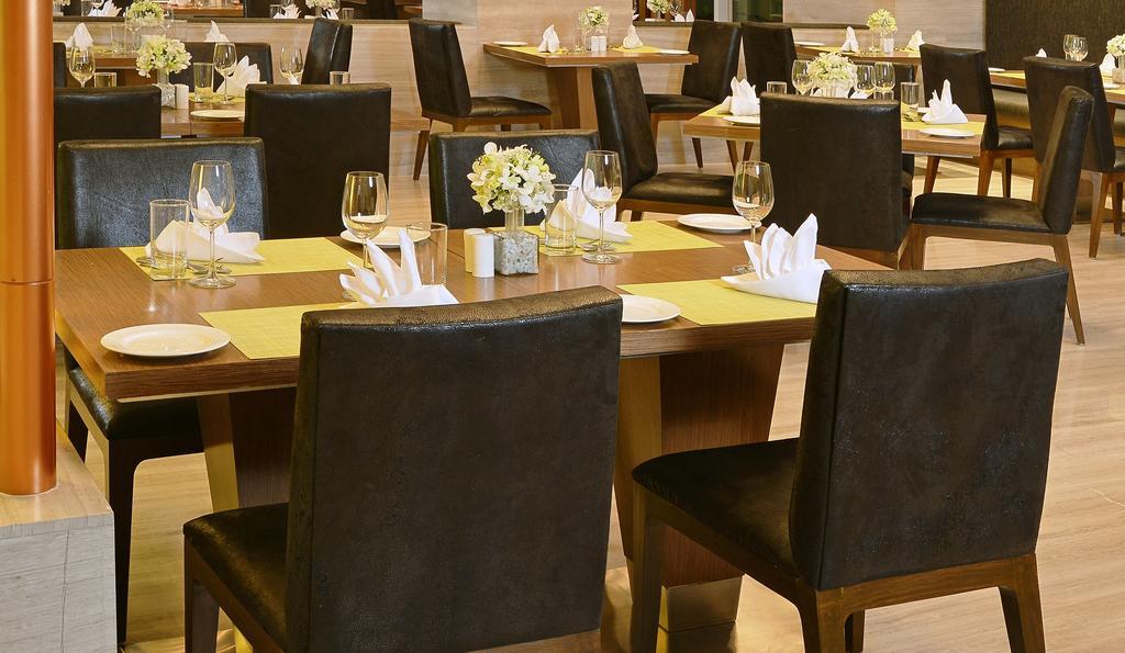 웰컴호텔 벵갈루루 외부 사진 The restaurant